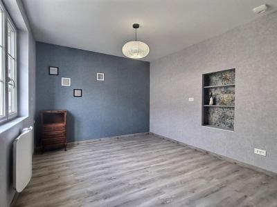 For sale Loire 4 rooms 102 m2 Maine et loire (49440) photo 4