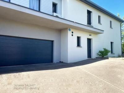 For rent Sathonay-village 7 rooms 200 m2 Rhone (69580) photo 1