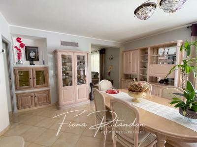 For sale Lauris 8 rooms 214 m2 Vaucluse (84360) photo 4
