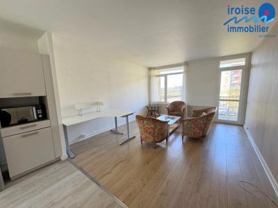 For sale Brest 2 rooms 49 m2 Finistere (29200) photo 2