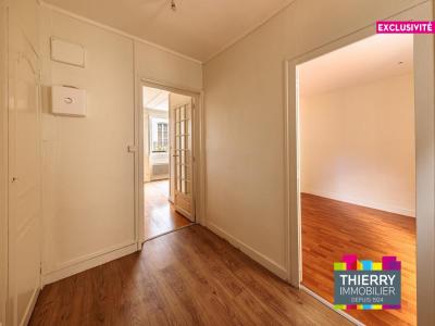 For sale Nantes 2 rooms 40 m2 Loire atlantique (44000) photo 1