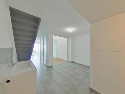 For sale Seilh 4 rooms 87 m2 Haute garonne (31840) photo 3