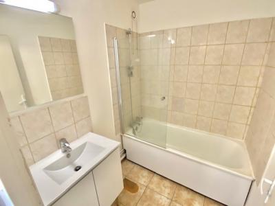 Annonce Location 2 pices Appartement Villeurbanne 69