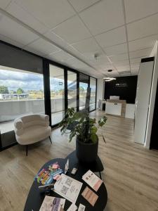 Annonce Vente Bureau Fargues-saint-hilaire 33