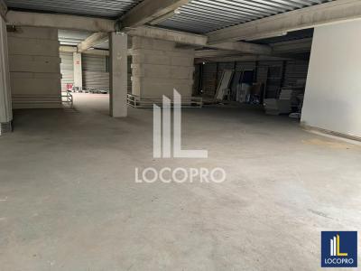 Louer Commerce Gemenos 90000 euros