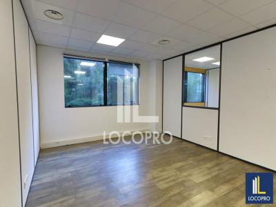 Louer Bureau 176 m2 Milles