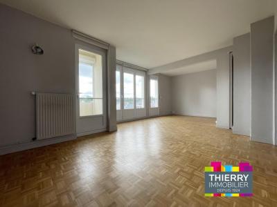 For sale Rennes 5 rooms 81 m2 Ille et vilaine (35000) photo 2