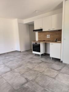 For rent Dardilly 2 rooms 43 m2 Rhone (69570) photo 0