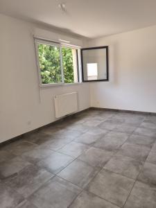 For rent Dardilly 2 rooms 43 m2 Rhone (69570) photo 1