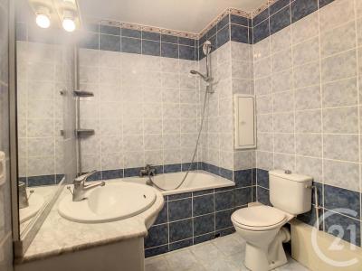 Louer Appartement Thiais 976 euros
