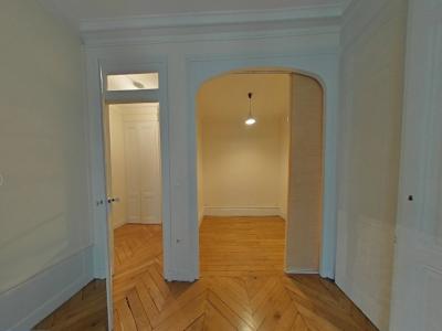 For rent Lyon-2eme-arrondissement 4 rooms 88 m2 Rhone (69002) photo 1