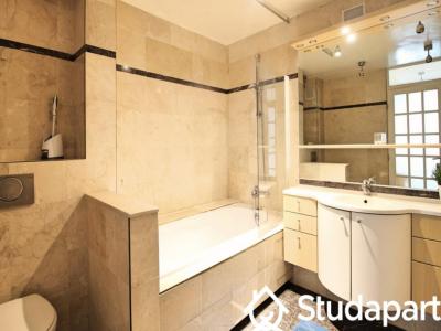 For rent Paris-18eme-arrondissement 1 room 16 m2 Paris (75018) photo 2