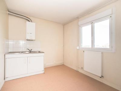 For rent Gueugnon 4 rooms 77 m2 Saone et loire (71130) photo 1