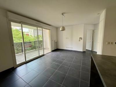 For sale 2 rooms 45 m2 Herault (34000) photo 4