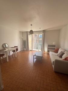 For sale 8 RUE CANTEDUC 1 room 33 m2 Gard (30000) photo 1