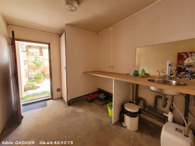 For sale Angouleme 3 rooms 49 m2 Charente (16000) photo 2