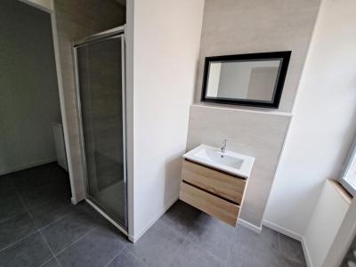 Louer Appartement 46 m2 Puy-l'eveque