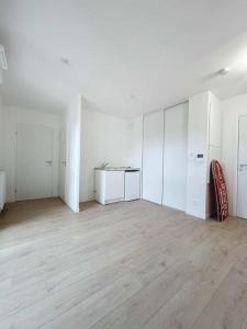 For rent Petit-quevilly 1 room 24 m2 Seine maritime (76140) photo 2