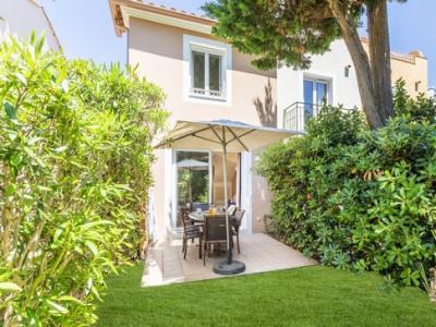 For sale Hyeres 3 rooms 44 m2 Var (83400) photo 0