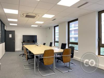 For rent Neuilly-sur-seine 248 m2 Hauts de Seine (92200) photo 3