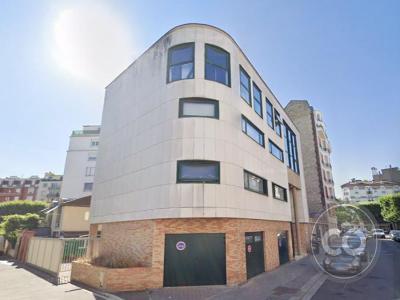 For rent Boulogne-billancourt 200 m2 Hauts de Seine (92100) photo 0