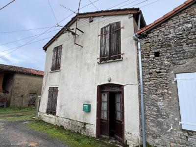 For sale Champagne-mouton 3 rooms 70 m2 Charente (16350) photo 0