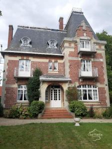 For sale Busigny 12 rooms 300 m2 Nord (59137) photo 0