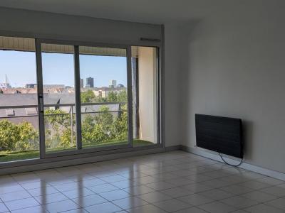 Louer Appartement 101 m2 Saint-sebastien-sur-loire