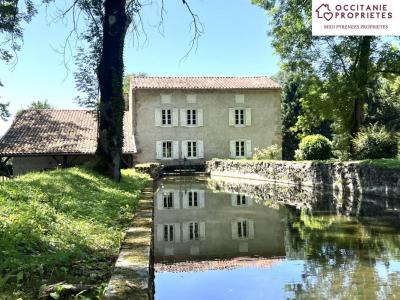 For sale Lescure 7 rooms 213 m2 Ariege (09420) photo 0