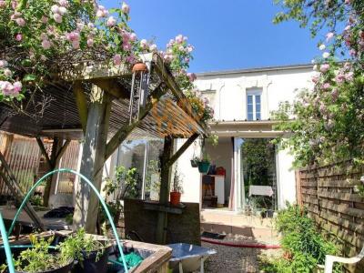 For sale Jonzac 12 rooms 326 m2 Charente maritime (17500) photo 0