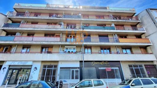 For sale Marseille-4eme-arrondissement 4 rooms 60 m2 Bouches du Rhone (13004) photo 0