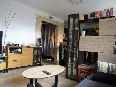 Acheter Appartement 74 m2 Carpentras