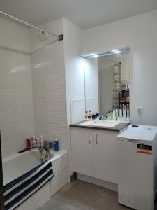 Louer Appartement Vernaison 857 euros