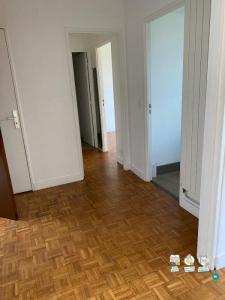 For rent Garches 2 rooms 45 m2 Hauts de Seine (92380) photo 3