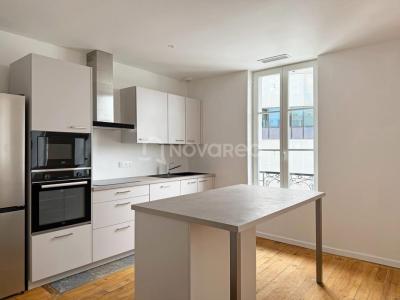 Acheter Appartement 99 m2 Pau