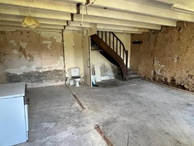 For sale 3 rooms 70 m2 Charente (16350) photo 3
