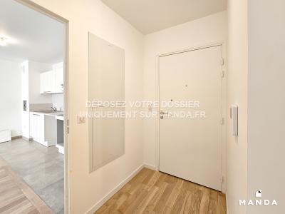 For rent Clamart 3 rooms 69 m2 Hauts de Seine (92140) photo 2