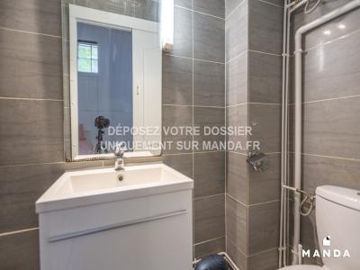 Louer Appartement 19 m2 Courbevoie