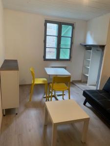 For sale Figeac 1 room 17 m2 Lot (46100) photo 0