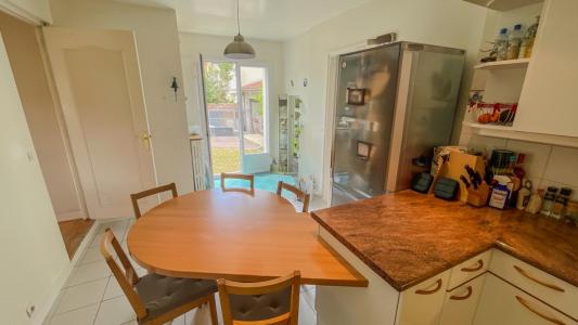 For sale Suresnes 7 rooms 149 m2 Hauts de Seine (92150) photo 4
