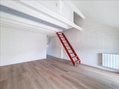 Louer Appartement Puiseaux 490 euros