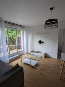 For rent Clamart 2 rooms 43 m2 Hauts de Seine (92140) photo 2