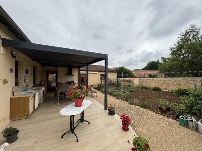 For sale Buisson-de-cadouin LE BUISSON DE CADOUIN 7 rooms 185 m2 Dordogne (24480) photo 1