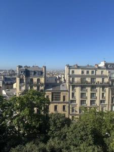Louer Appartement 60 m2 Paris-17eme-arrondissement