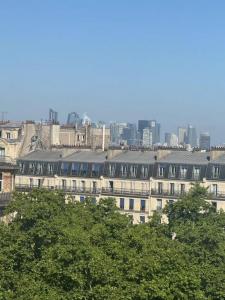 Louer Appartement Paris-17eme-arrondissement 2100 euros