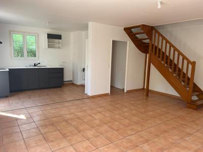 Louer Maison Meru 1230 euros