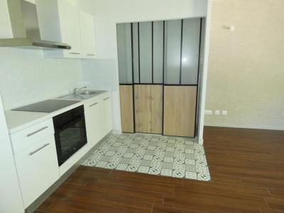 For rent Penne-d'agenais 2 rooms 35 m2 Lot et garonne (47140) photo 1