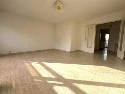 Acheter Appartement 50 m2 Saint-laurent-du-var