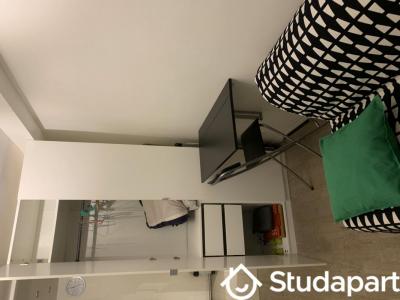 Annonce Location Appartement Paris-18eme-arrondissement 75