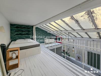 Louer Appartement Paris-18eme-arrondissement 2400 euros
